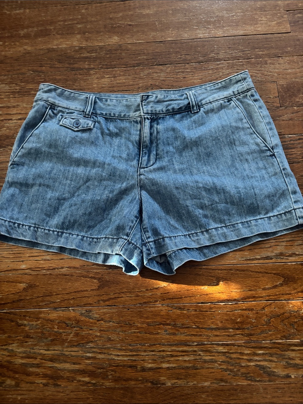 Loft Classic Light Blue Denim Women's Shorts Size 6